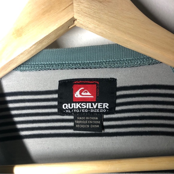Quiksilver Striped Youth Shirt, Comfortable and Breathable - Picture 4 of 4